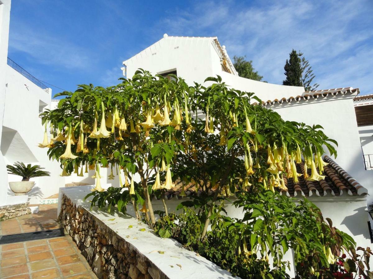 Апартаменты Capistrano Playa Relax & Enjoy Нерха Экстерьер фото