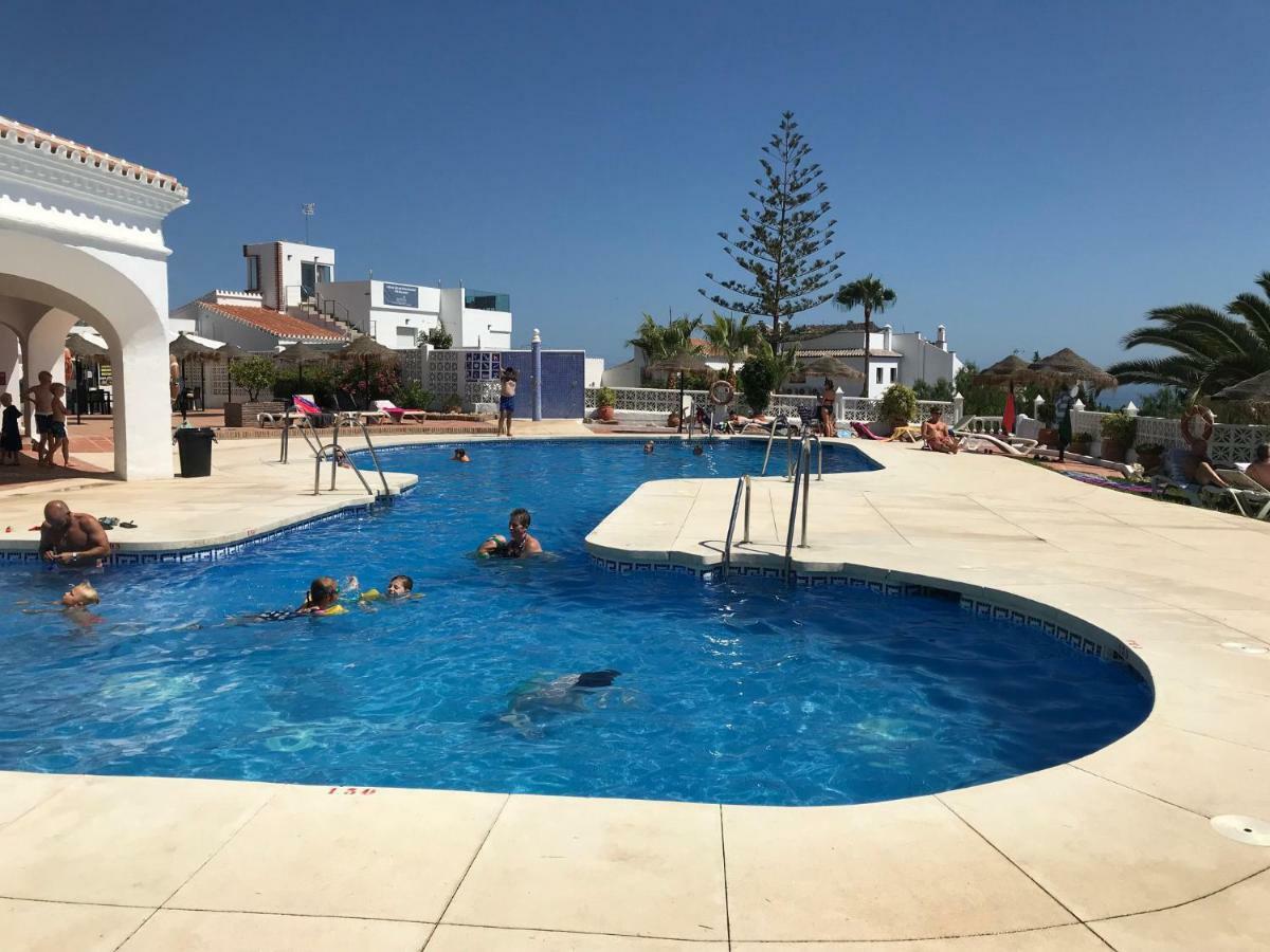 Апартаменты Capistrano Playa Relax & Enjoy Нерха Экстерьер фото